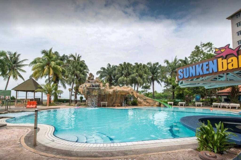 2 Bedroom Port Dickson Seaview Porto Dickson Exterior foto